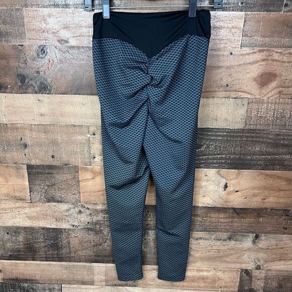 Yoga Pants Leggings Black Grey Basket Weave Pattern Junior Medium - Picture 8 of 9